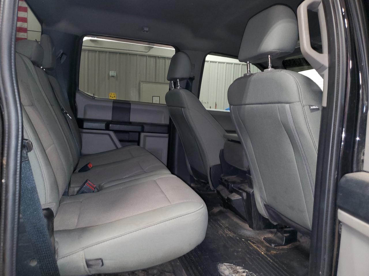 Ford F-350 Super Duty Image 6