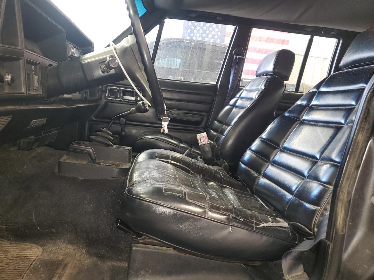 Jeep Cherokee Image 7