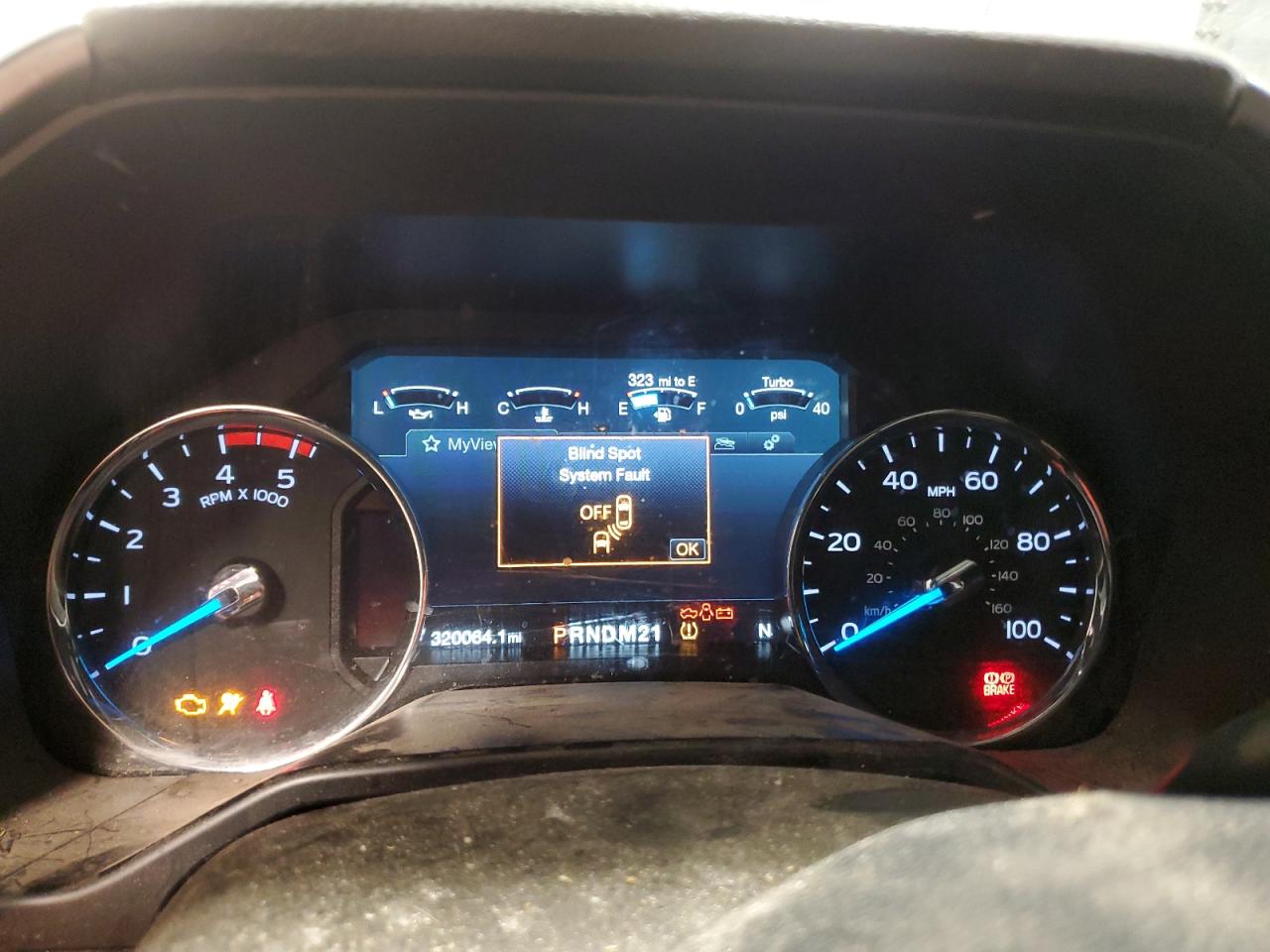 Ford F-350 Super Duty Image 5