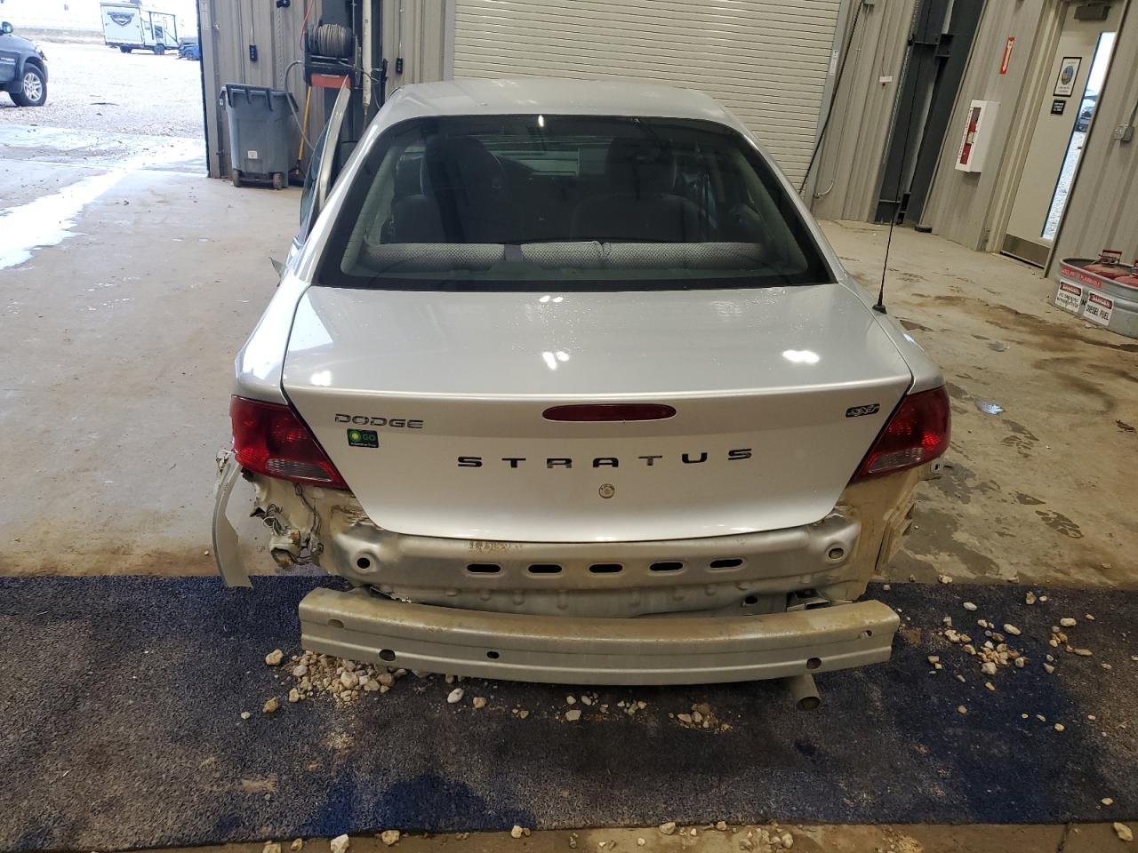 Dodge Stratus Sxt Image 12