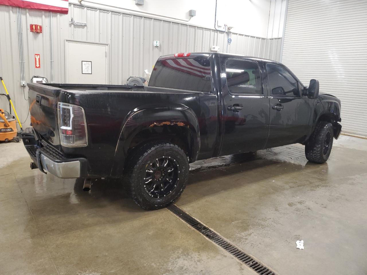 GMC Sierra K1500 Slt Image 3