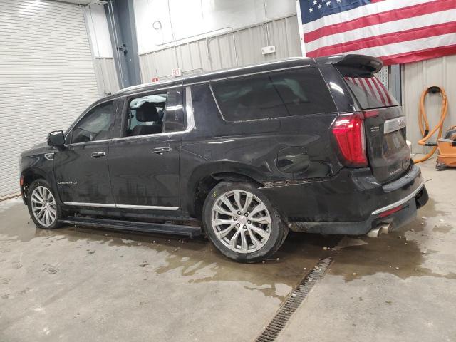 GMC Yukon Denali Image 2