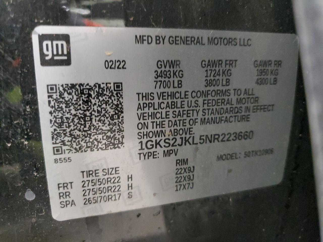 GMC Yukon Denali Image 10