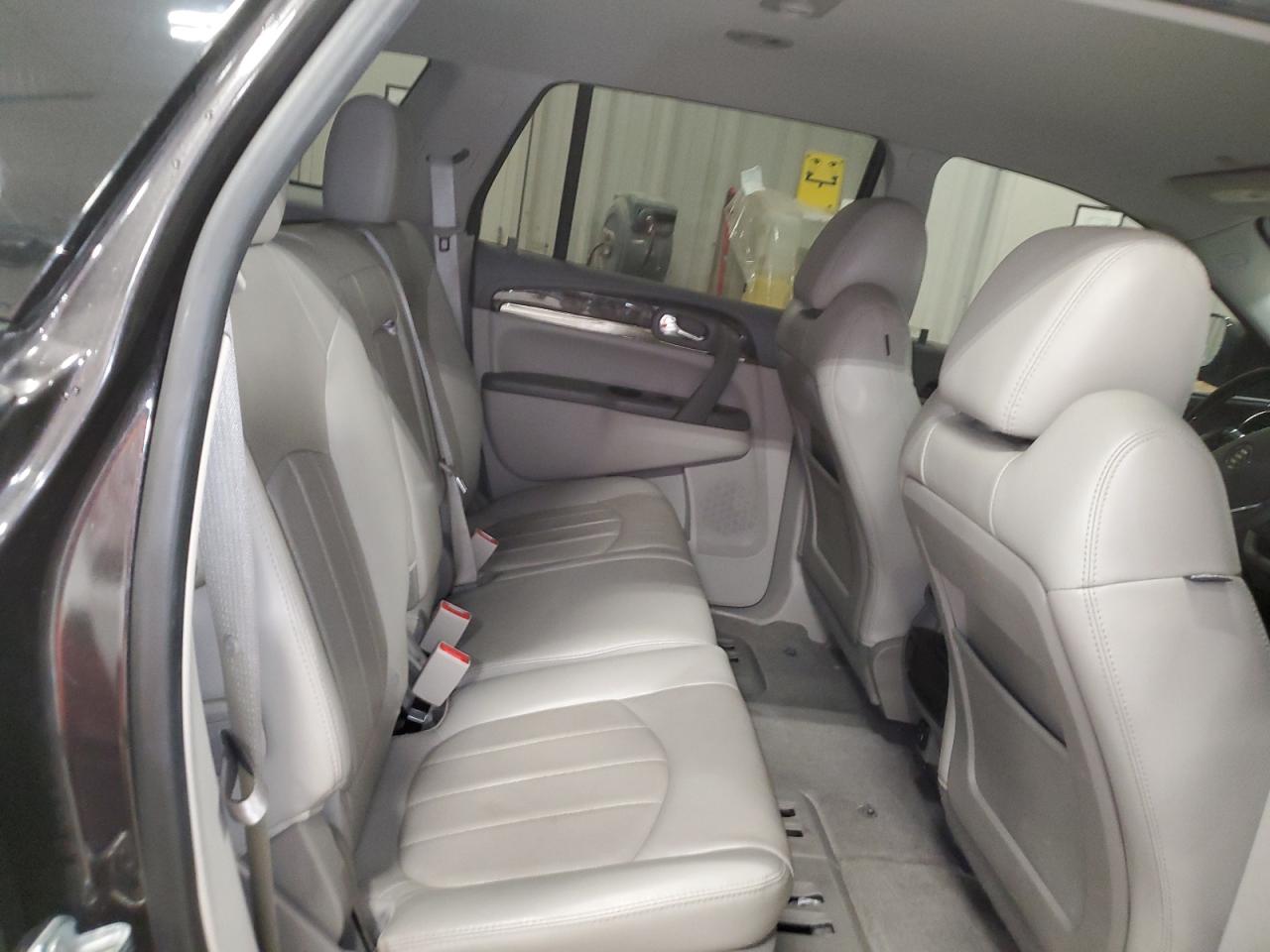 Buick Enclave Image 10