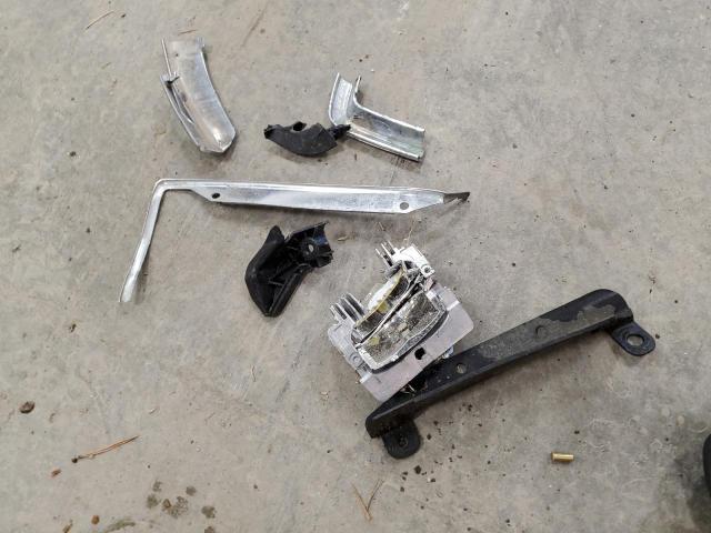 Subaru Outback 2.5i Limited Image 11