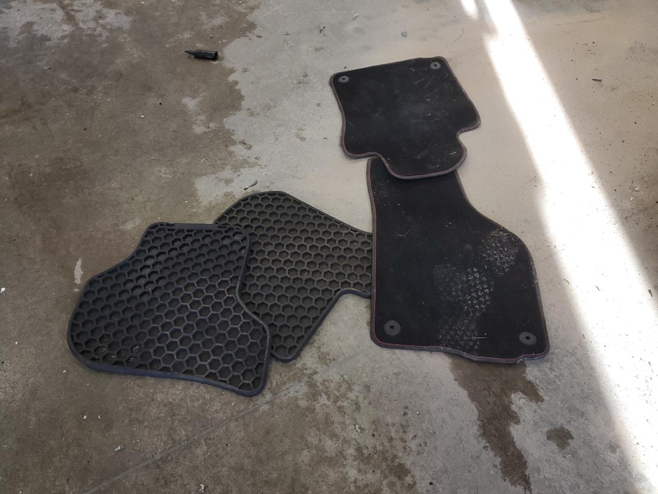 Volkswagen GTI Image 10