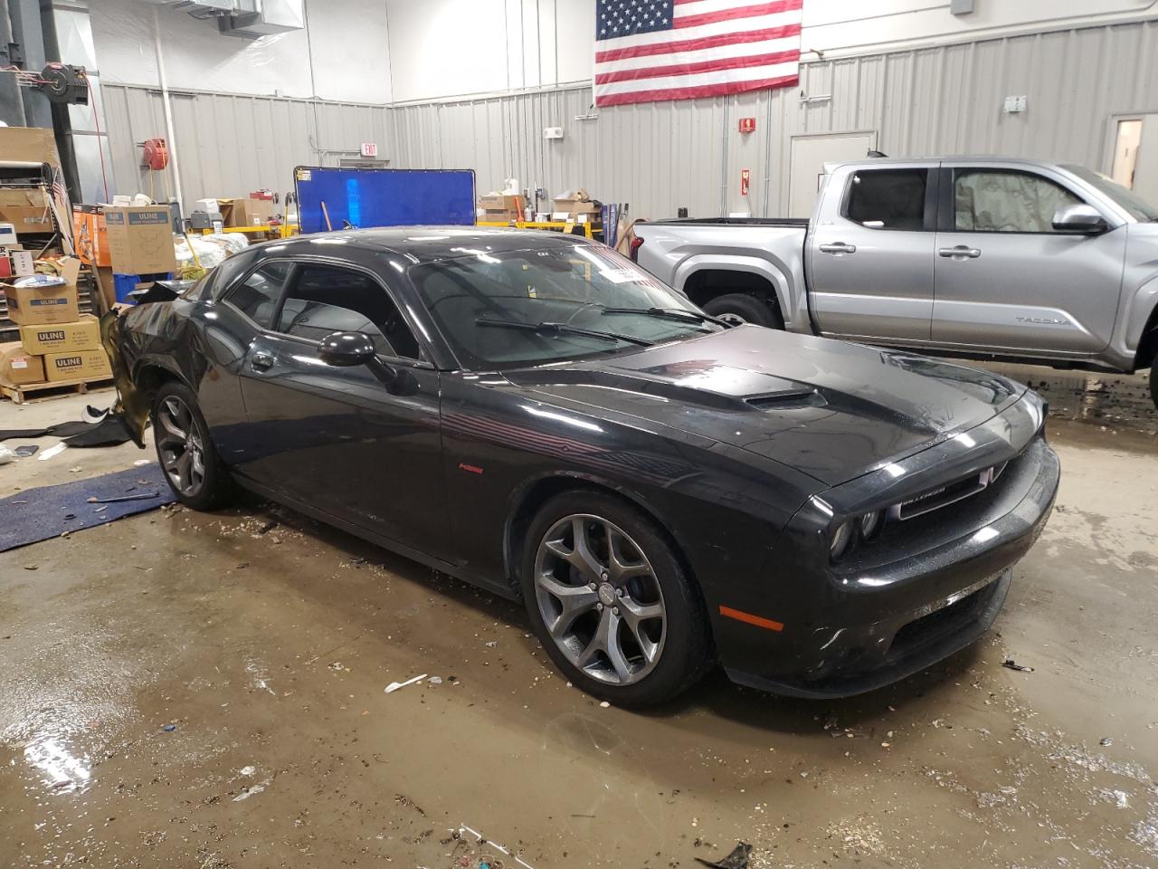 Dodge Challenger Sxt Image 4