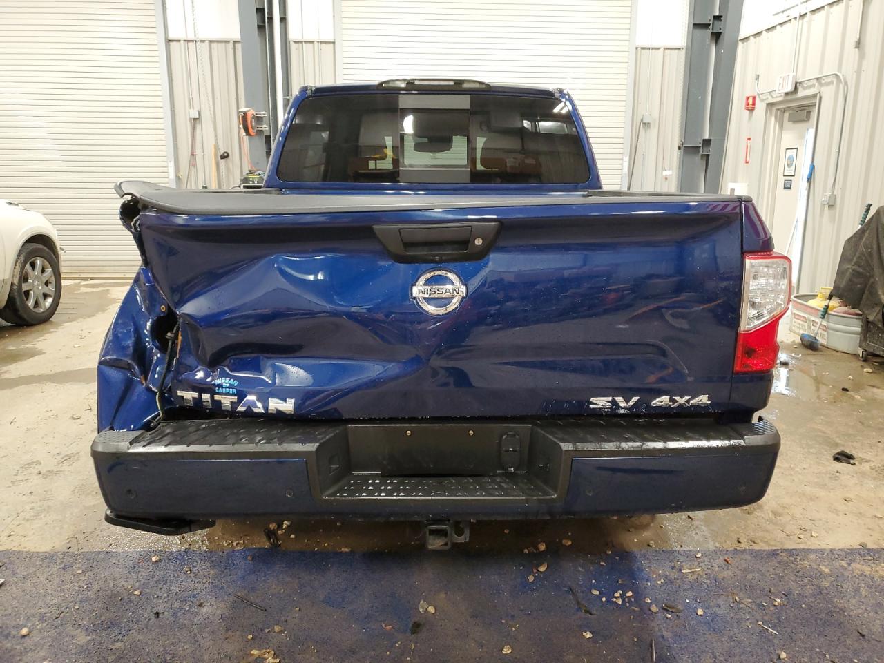 Nissan Titan Sv Image 12