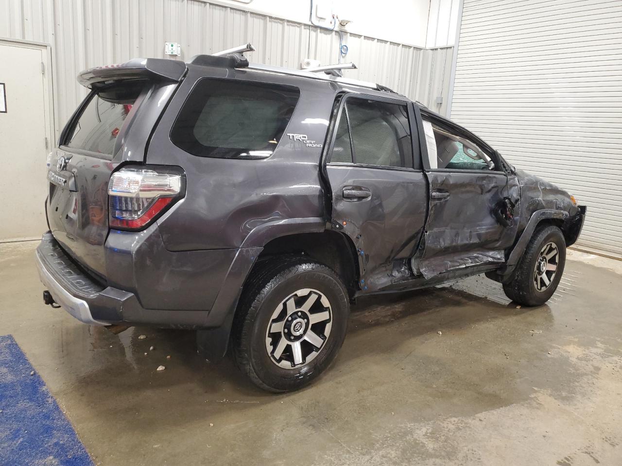 Toyota 4Runner Sr5/sr5 Premium Image 3