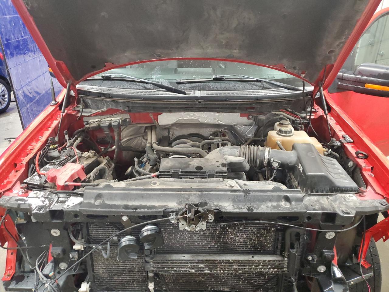 Ford F-150 Supercrew Image 3