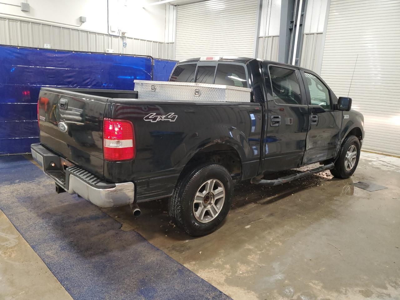 Ford F-150 Supercrew Image 4