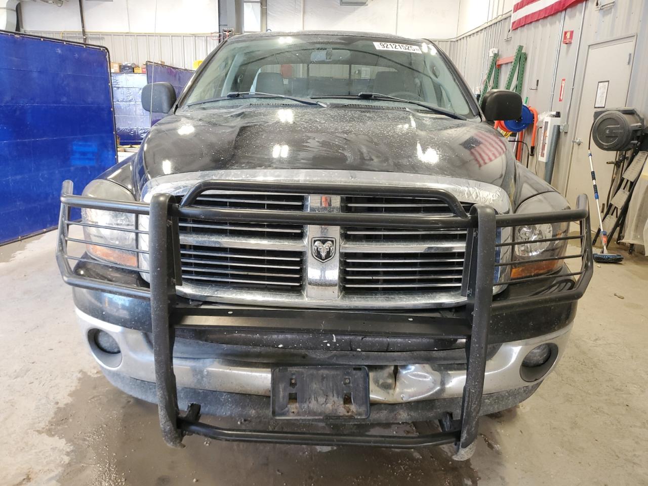 Dodge Ram 1500 St Image 4