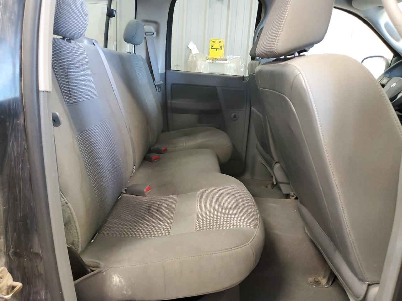 Dodge Ram 1500 St Image 10