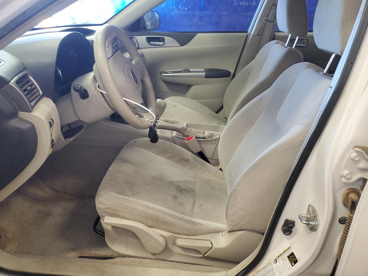 Subaru Impreza 2.5i Image 9