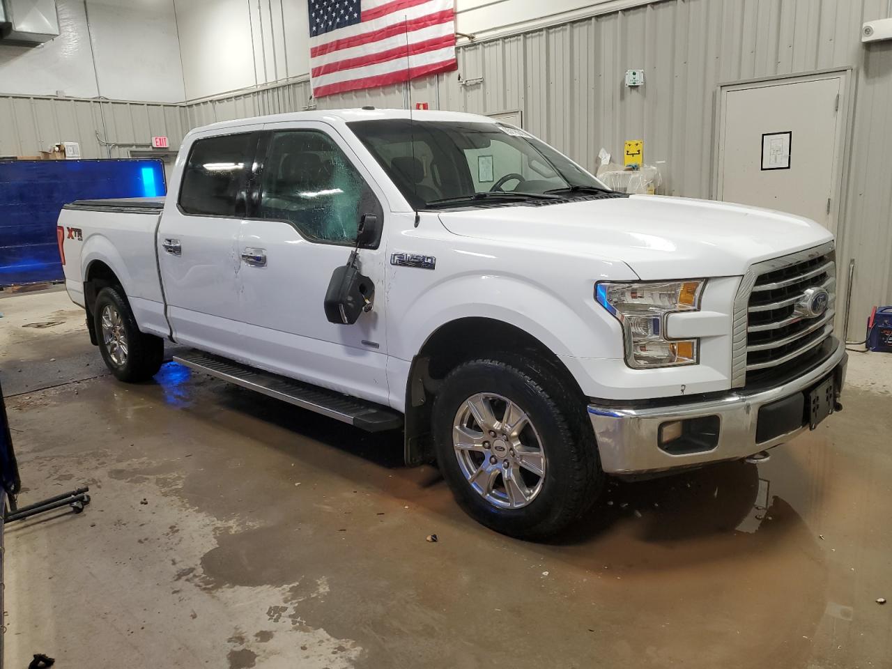 Ford F-150 Supercrew Image 12