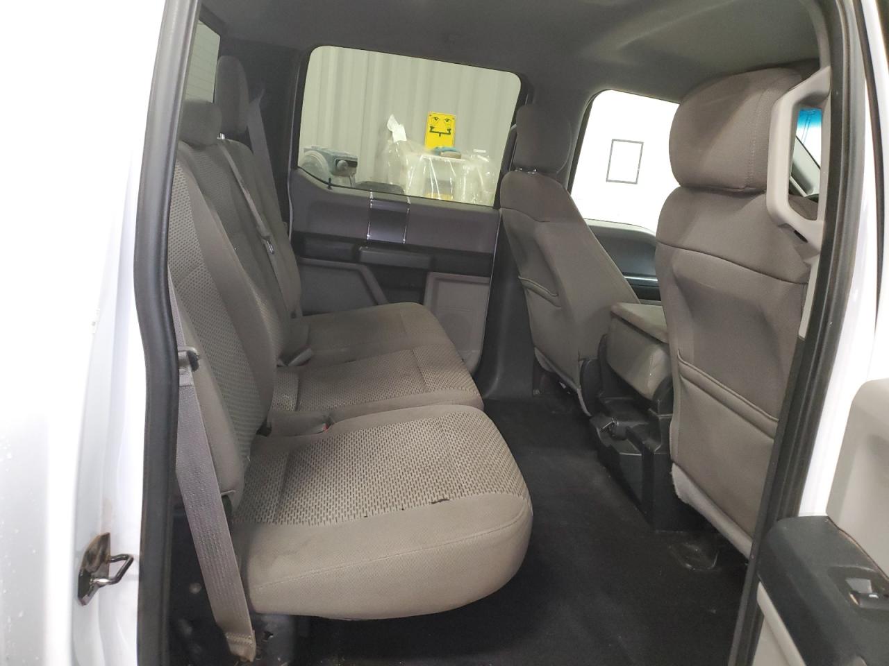 Ford F-150 Supercrew Image 7