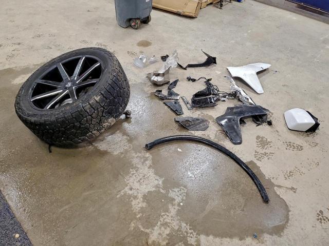 Chevrolet Suburban K1500 Image 13