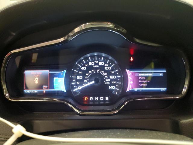 Lincoln MKT Image 11