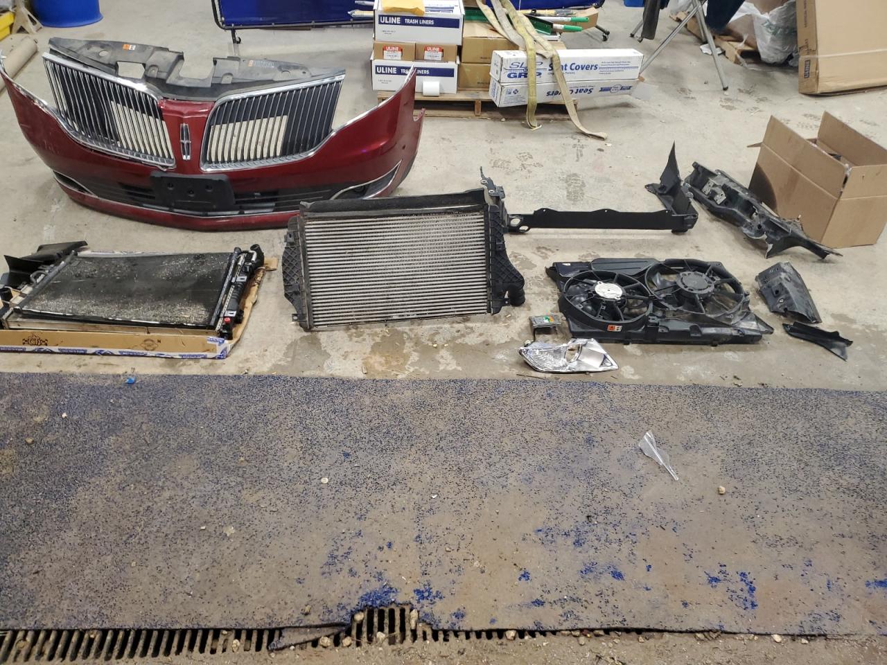 Lincoln MKT Image 10