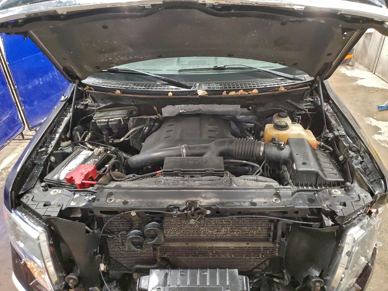 Ford F-150 Supercrew Image 11