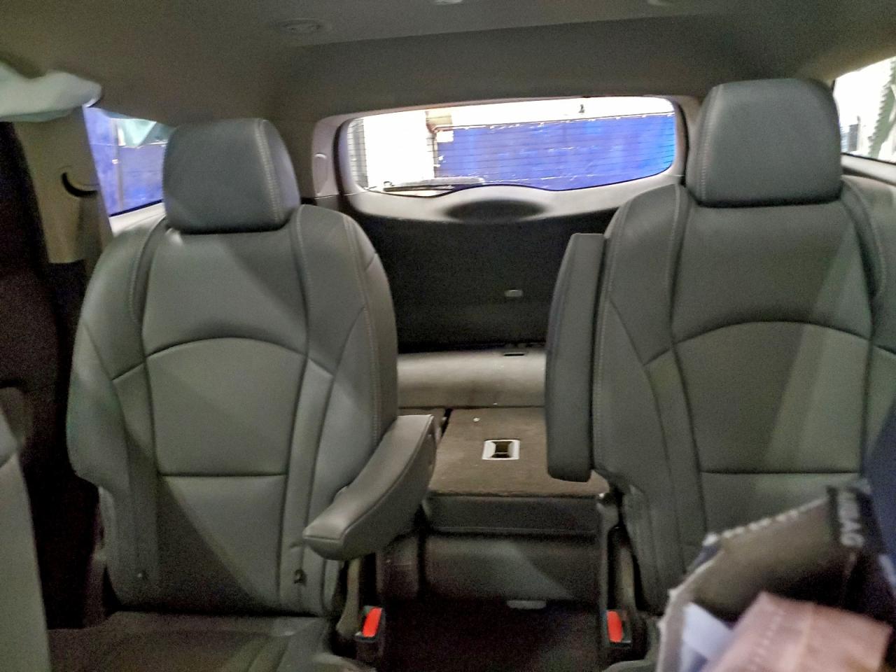 Buick Enclave Premium Image 14