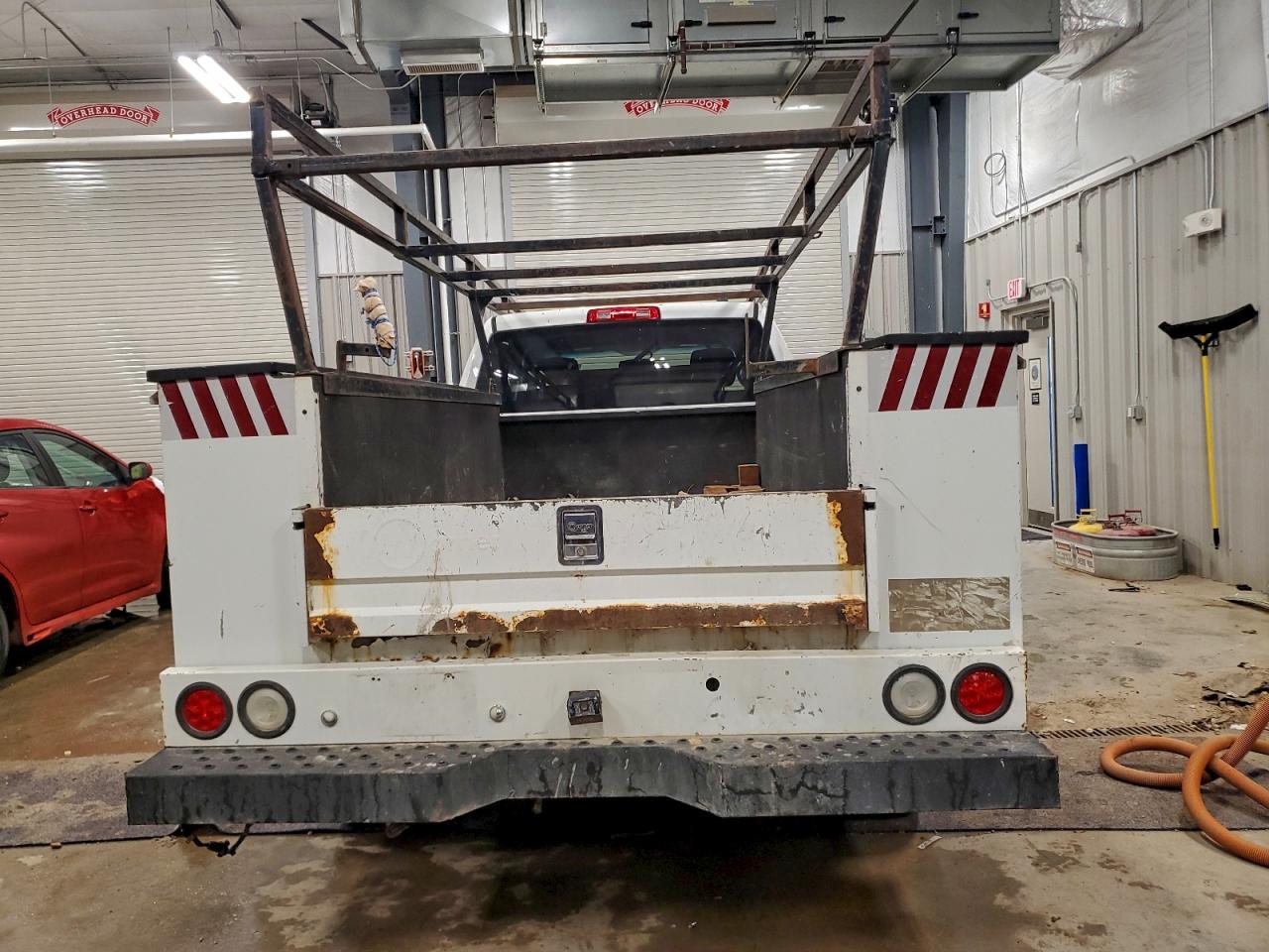 Dodge Ram 2500 St Image 3