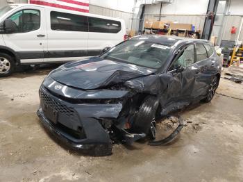  Salvage Toyota Crown Sign