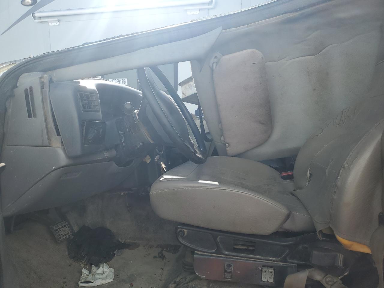 Ford F-650 Super Duty Image 8