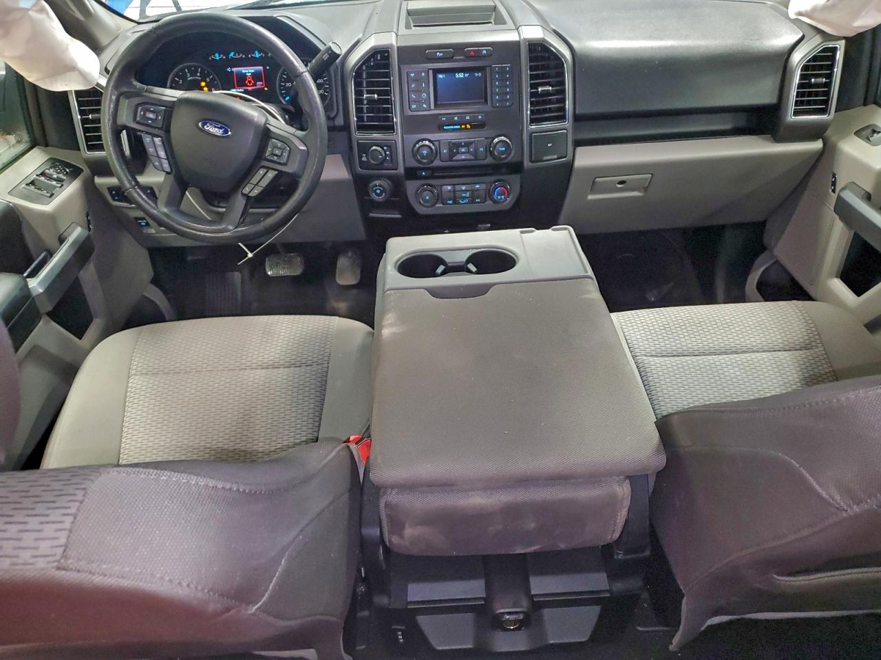 Ford F-150 Super Cab Image 7