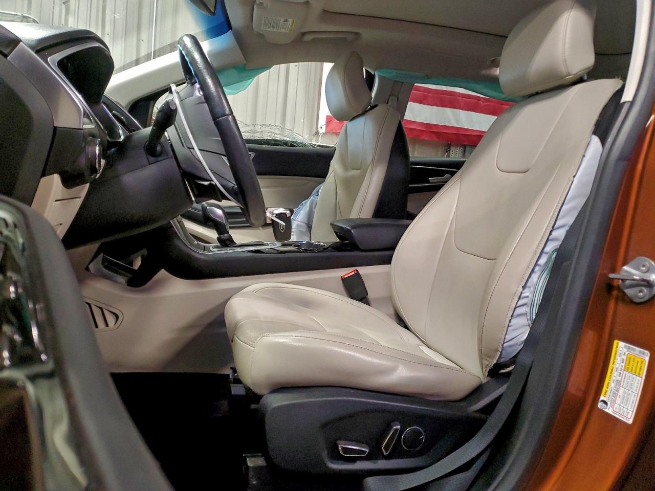 Ford Edge Titanium Image 13