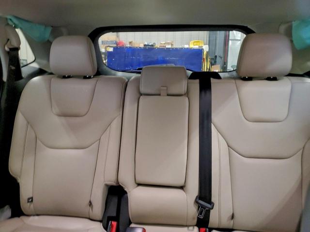 Ford Edge Titanium Image 10