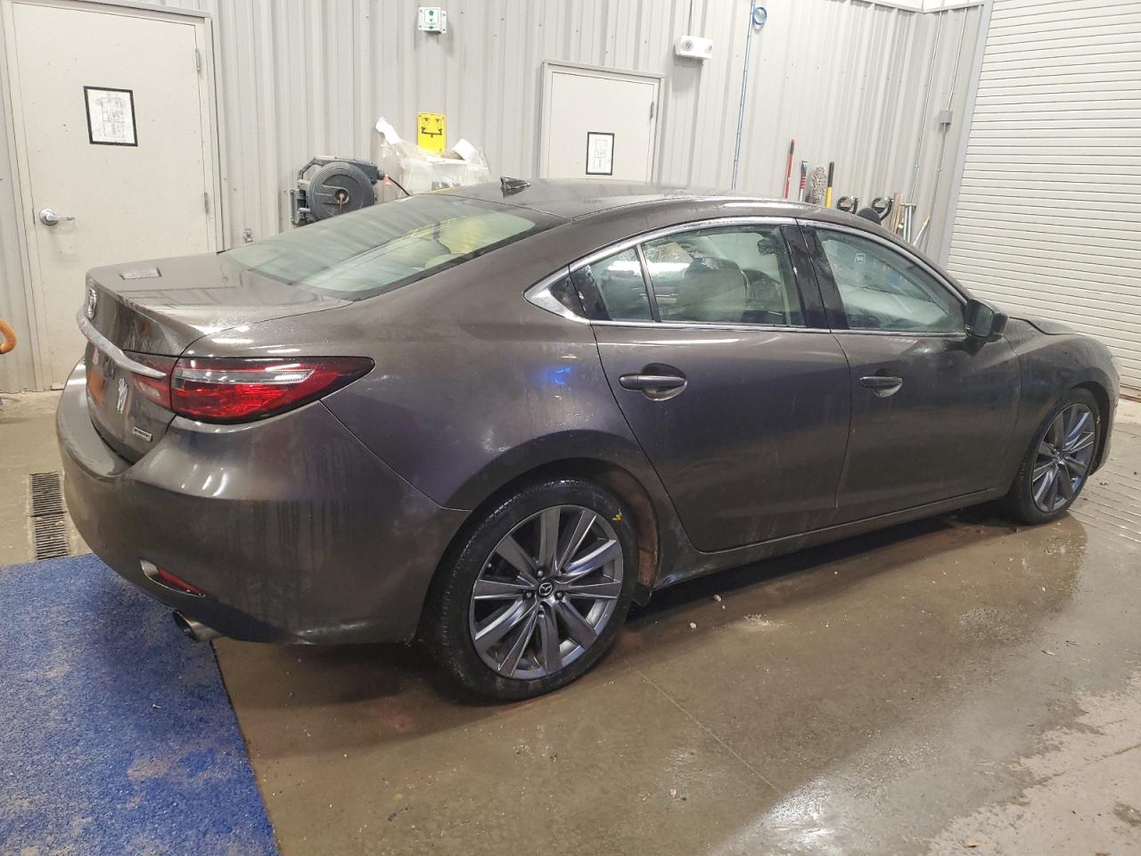 Mazda 6 Grand Touring Image 9