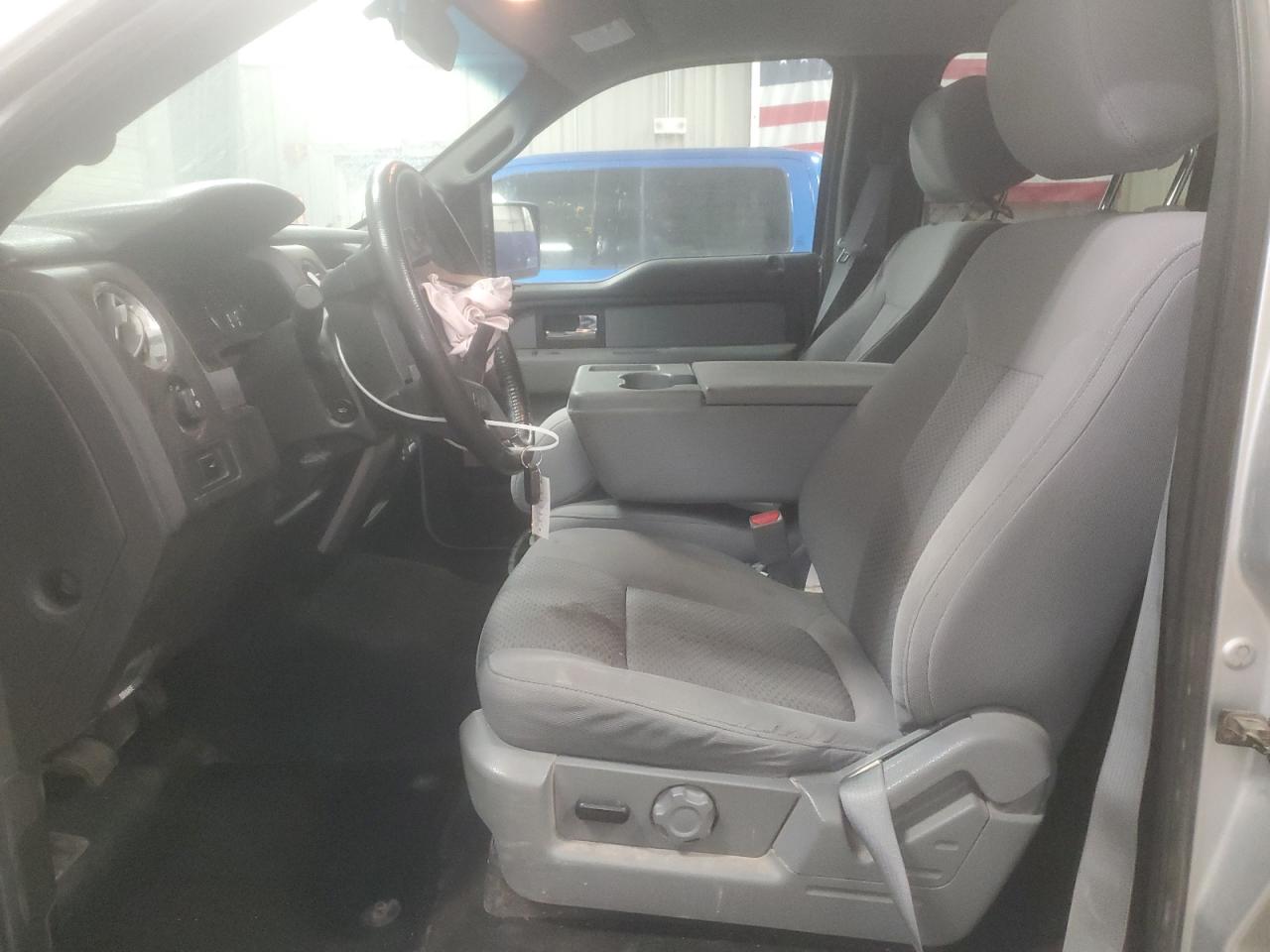 Ford F-150 Supercrew Image 9