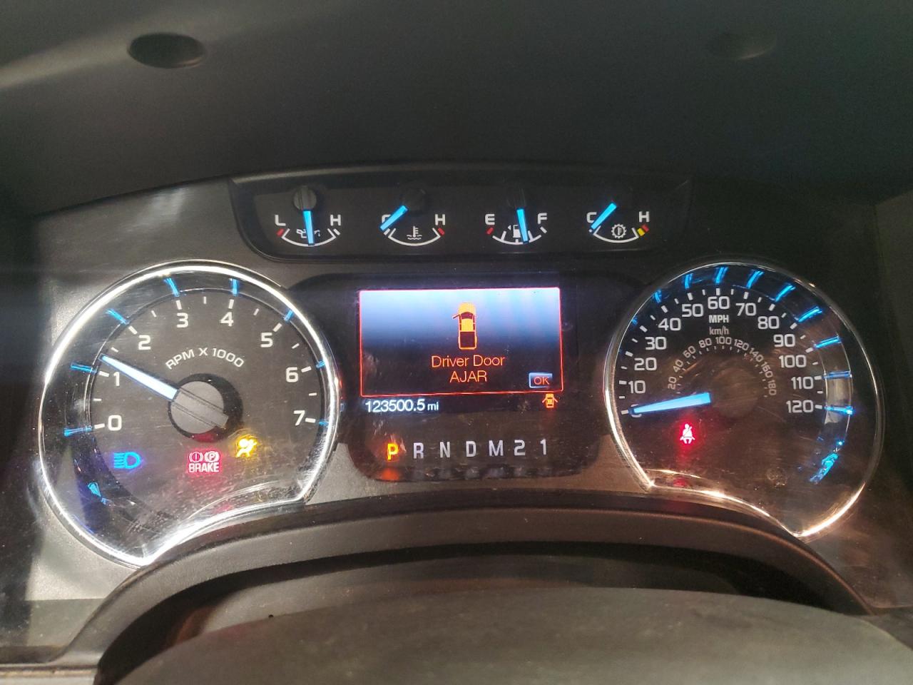 Ford F-150 Supercrew Image 6