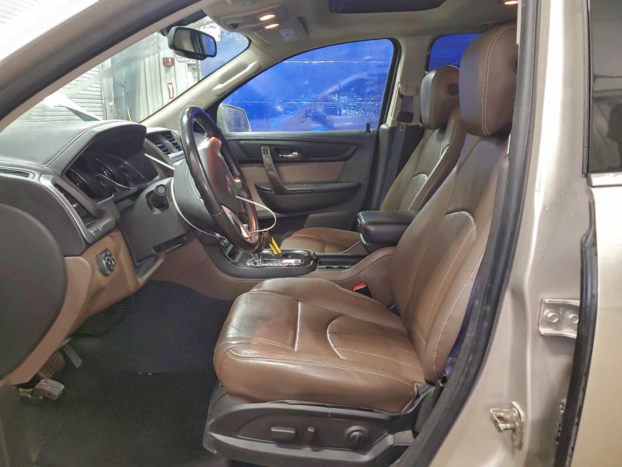 GMC Acadia Slt-2 Image 3