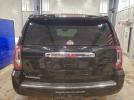 GMC Yukon Denali Image 8