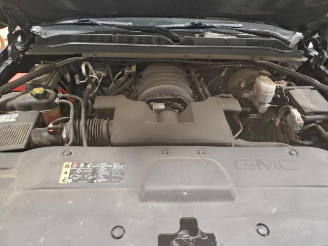 GMC Yukon Denali Image 2