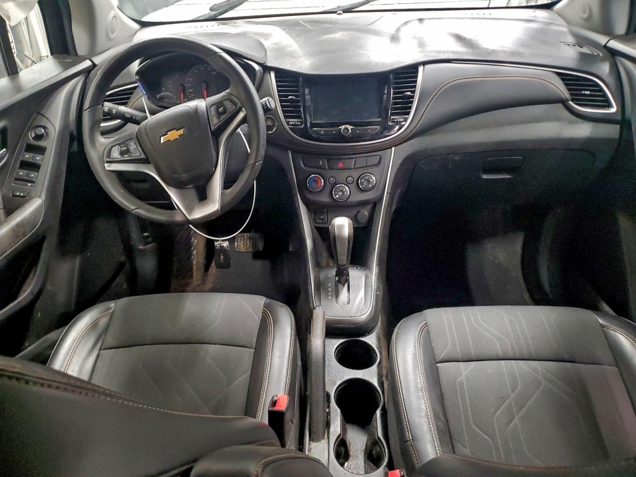 Chevrolet Trax 1lt Image 2