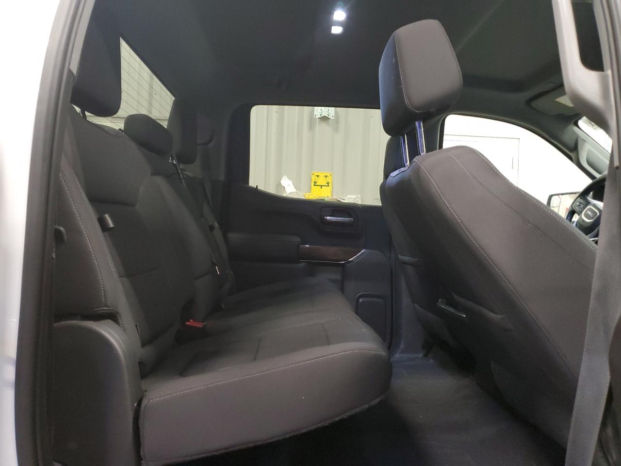 GMC Sierra K1500 Elevation Image 10