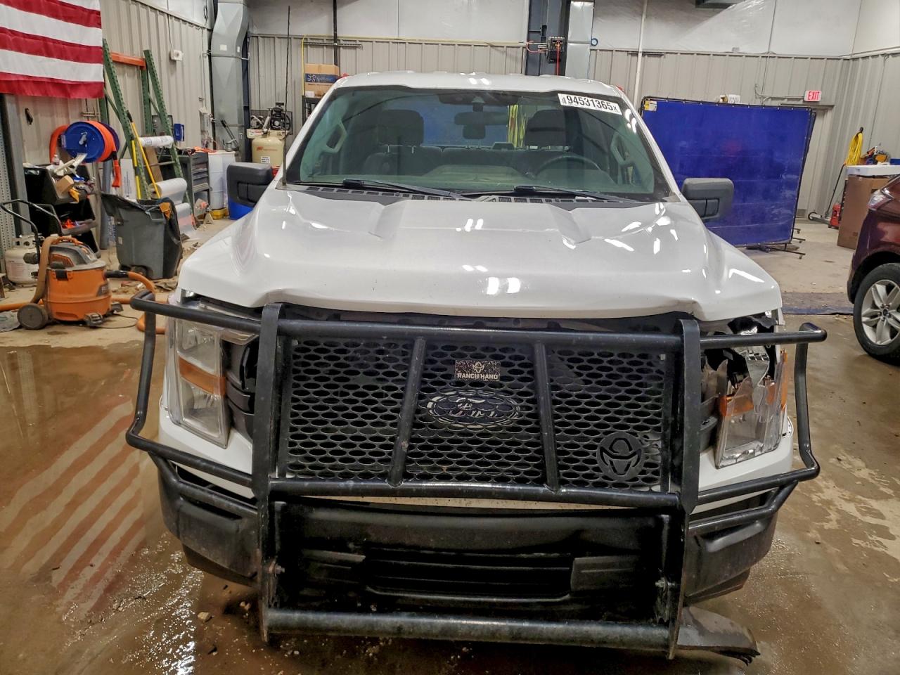 Ford F-150 Supercrew Image 3