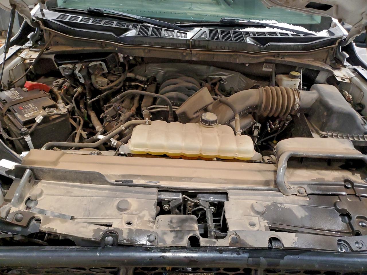 Ford F-150 Supercrew Image 11