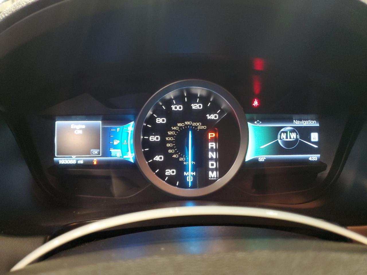 Ford Explorer Limited Image 8