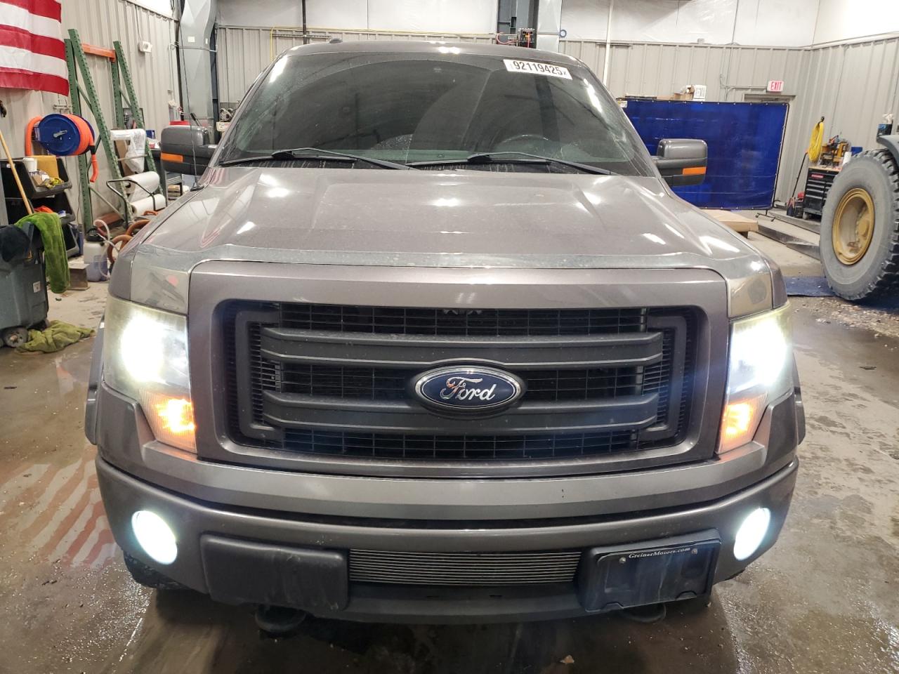 Ford F-150 Supercrew Image 8