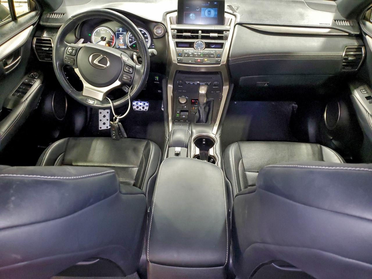 Lexus NX 200t Image 7