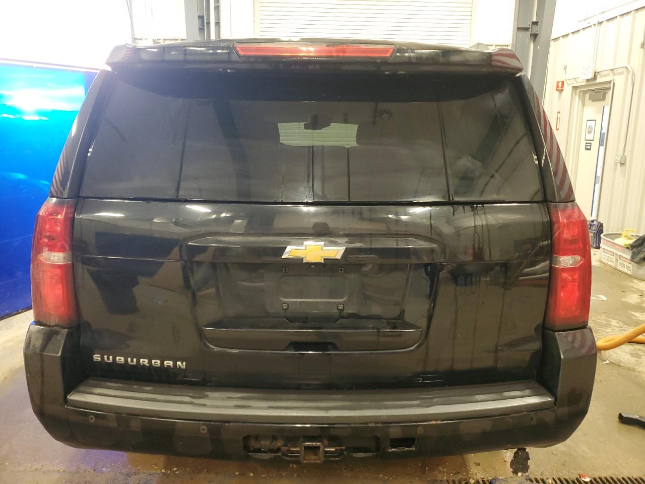 Chevrolet Suburban K1500 Lt Image 2