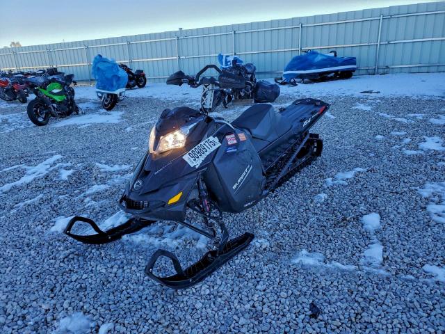 Bombardier Snowmobile Image 9