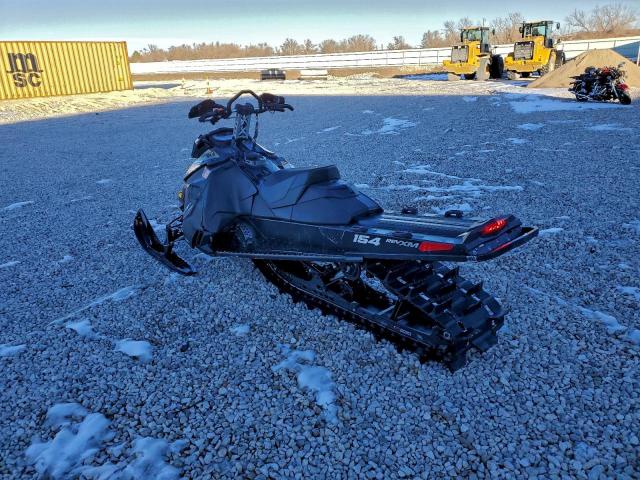 Bombardier Snowmobile Image 8